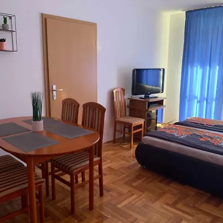 Oneplus Apartman Apartment Hajduszoboszlo